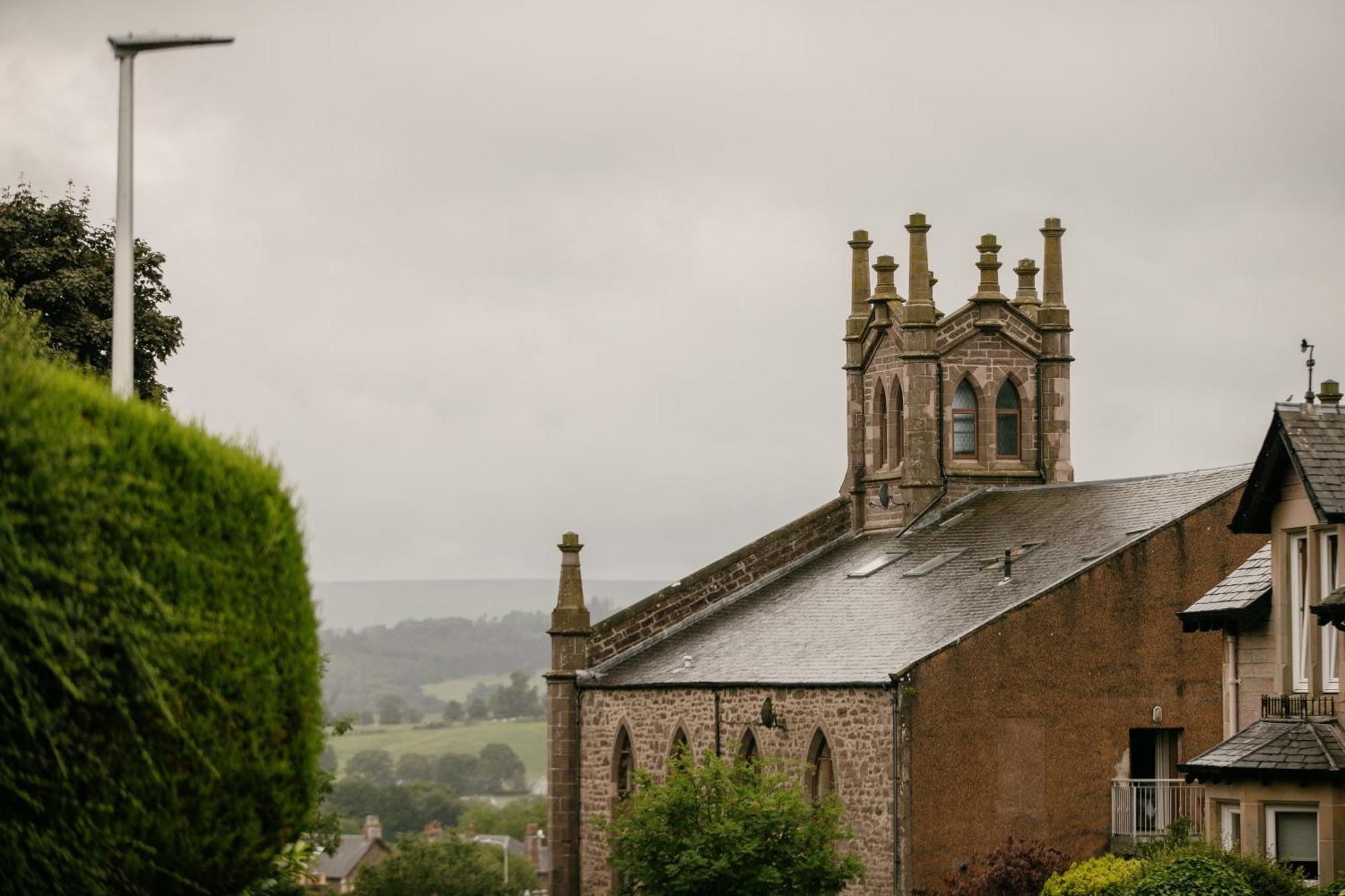 The Church Tower Crieff Bagian luar foto