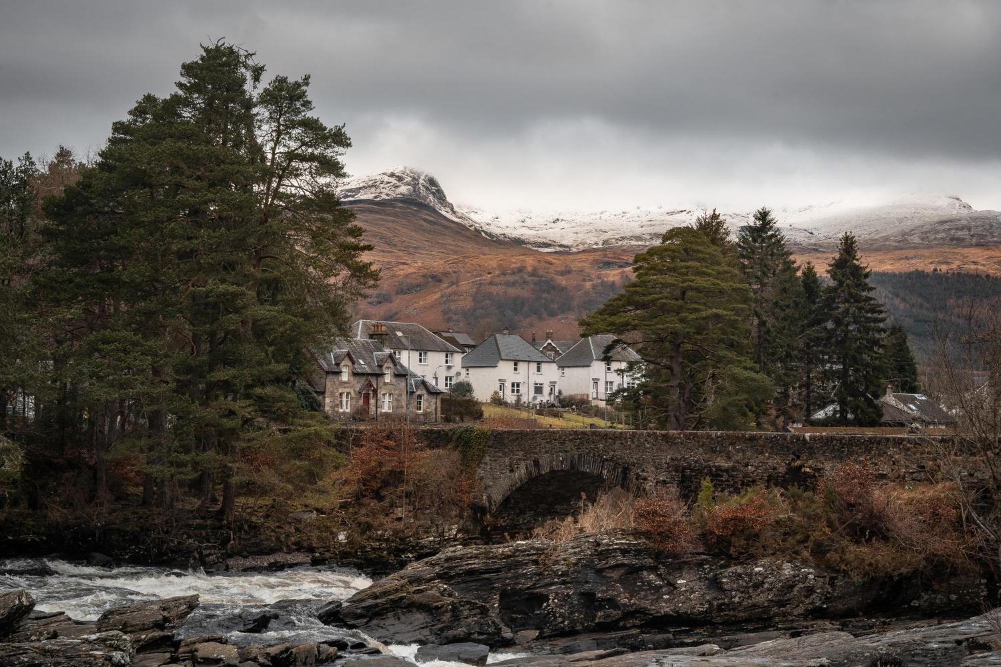 The Church Tower Crieff Bagian luar foto