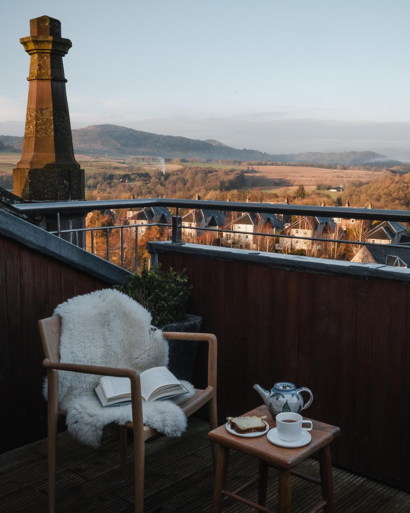 The Church Tower Crieff Bagian luar foto